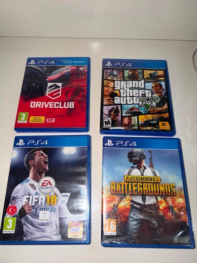 PlayStation 4 Slim 1 TB - 3