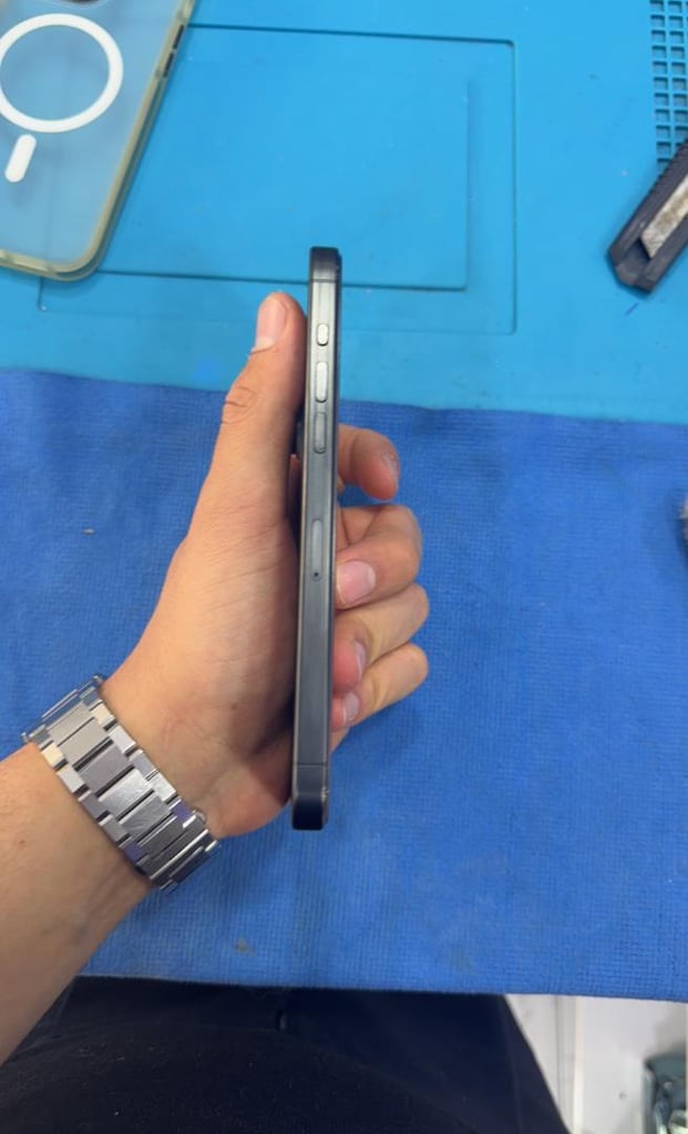 İPHONE 15 PRO MAX 512GB - 4