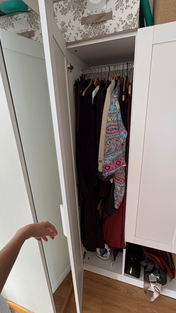 4 Kapılı Beyaz Gardırop – Raflı & Askılı – 161 cm - 3