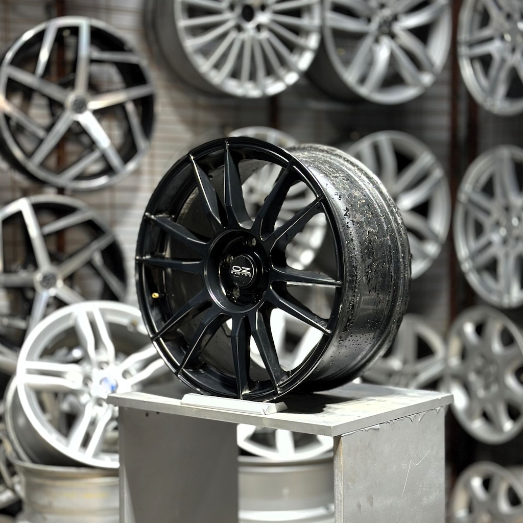 18'' 5X108 OZ Racing Ultraleggera Jant Takımı 2. El - 3