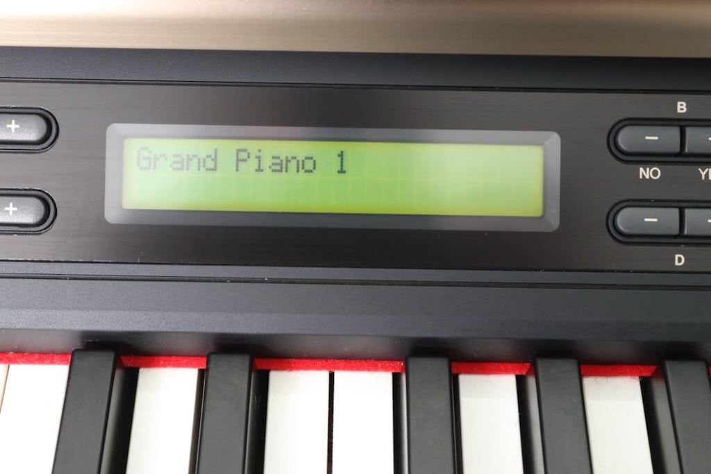 YAMAHA CLP 280 parlak lake sifir ayarinda agac tuslu dijital piyano - 12