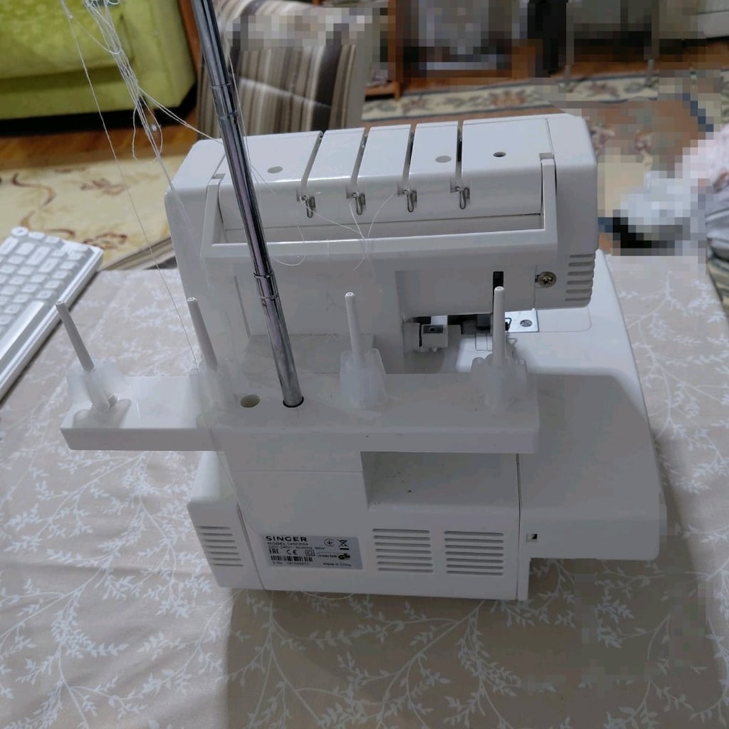 Singer 14 SH 654 Overlok Makinesi - 3