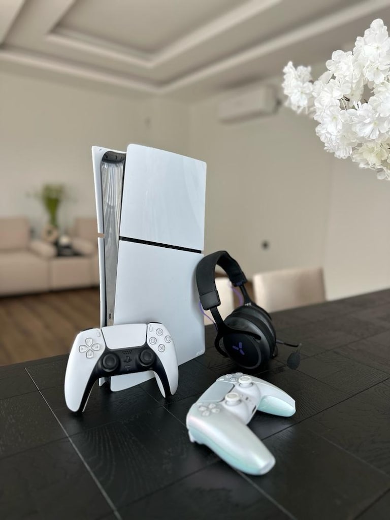 PLAYSTATİON 5 PS5 SLİM SIFIR AYARINDA - 2