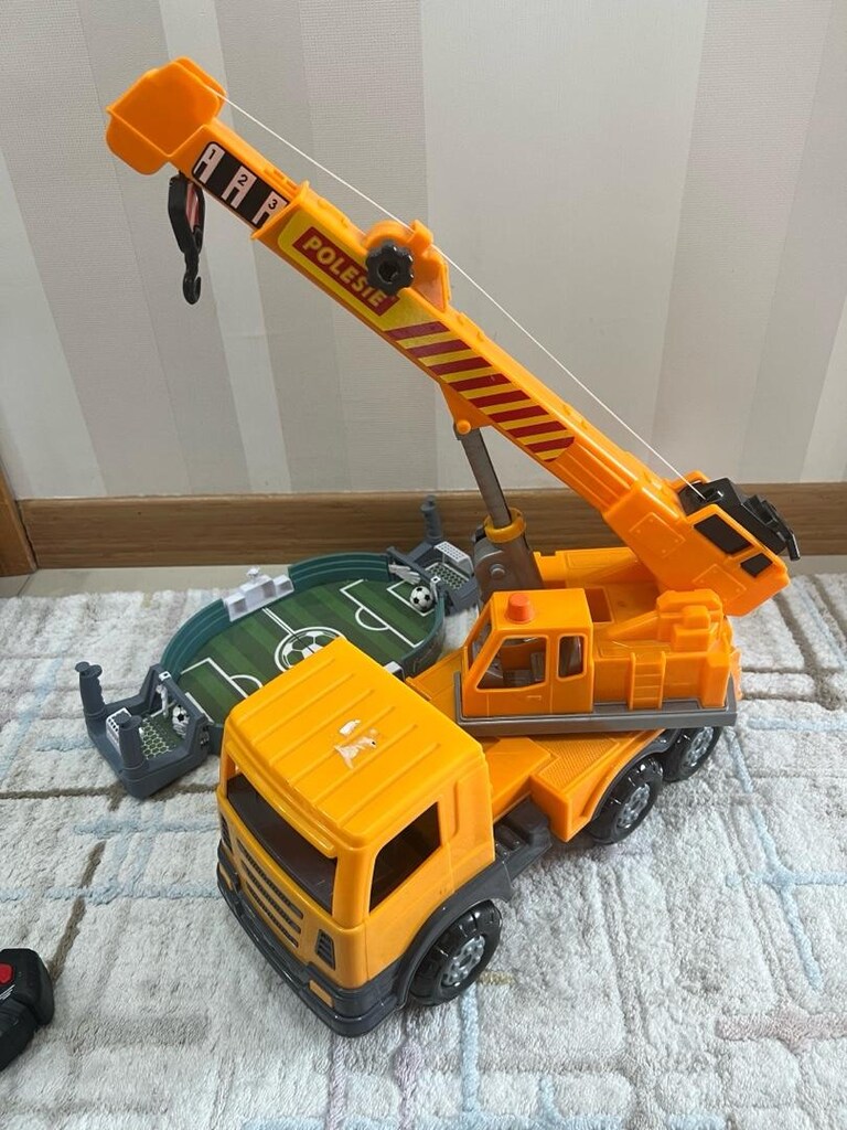Oyuncak ( kumandali )Araba , Vinç, Pilli Trex , Taşıyıcı - 10