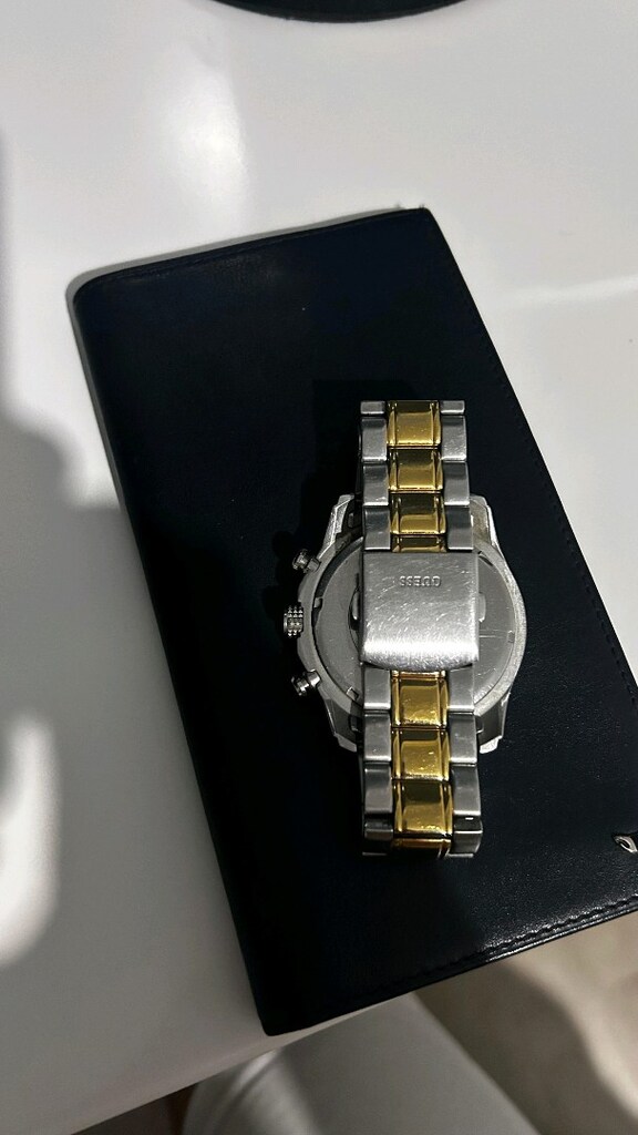 GUESS SAAT ( ORJINAL ) - 2