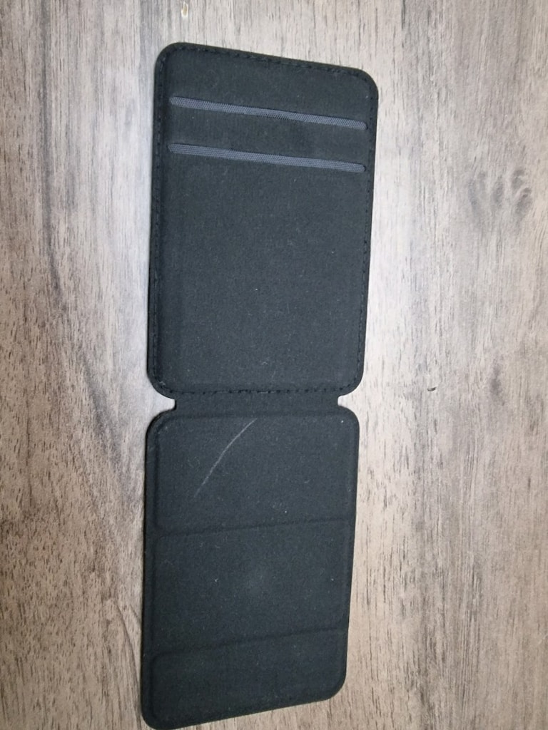 Spigen MagSafe Uyumlu Katlanabilir Kartlık & Stant Cüzdan - 4