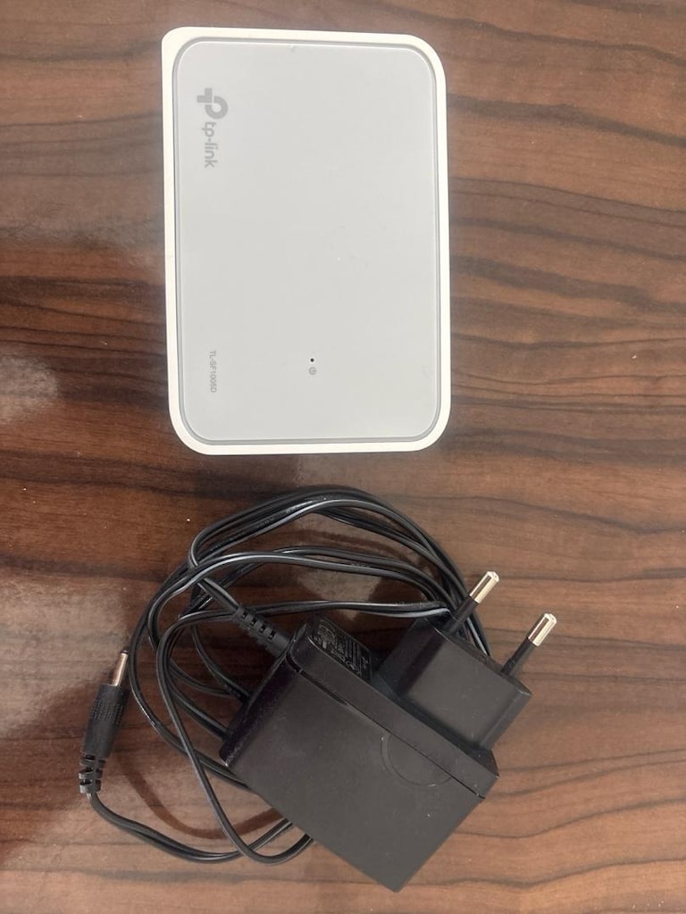 TP-Link TL-SF1005D, 5-Port 10/100Mbps Ehternet Switch