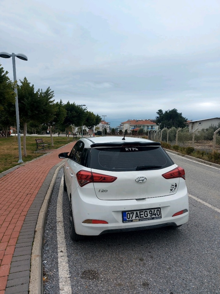 sahibinden temiz hyundai i20 1.2 benzin 2016 - 3