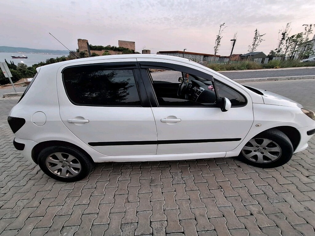 Peugeot 307 1.6 HDI Comfort - 4