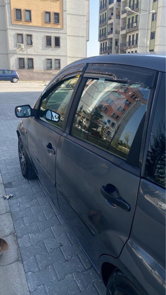 Ford fiesta 1.4 lpg - 7