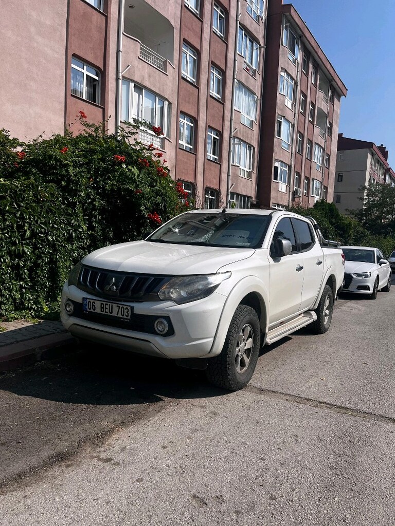 ÇOK TEMİZ BAKIMLI 4X4 L200 TORNADO - 2