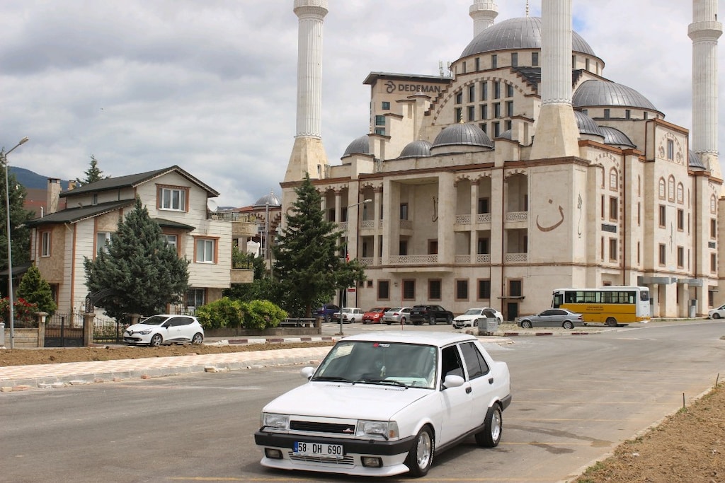 TOFAŞ ŞAHİN - 4