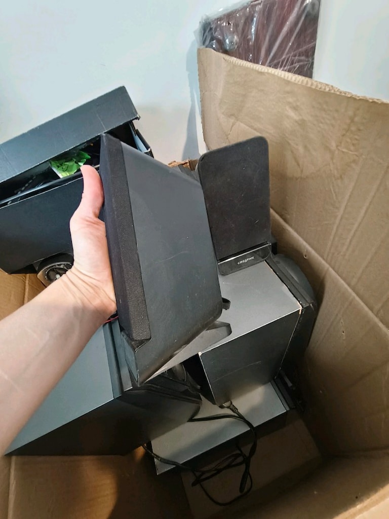 Creative 5.1 Ses Sistemi / 1 Subwoofer + Hoparlörler ( - 2