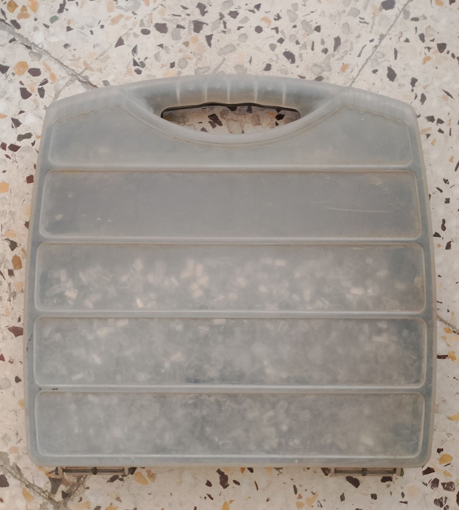 Gümüş Renkli Metal Harf Takı Uçları Bileklik Kolye Küpe Anahtarlık - 3