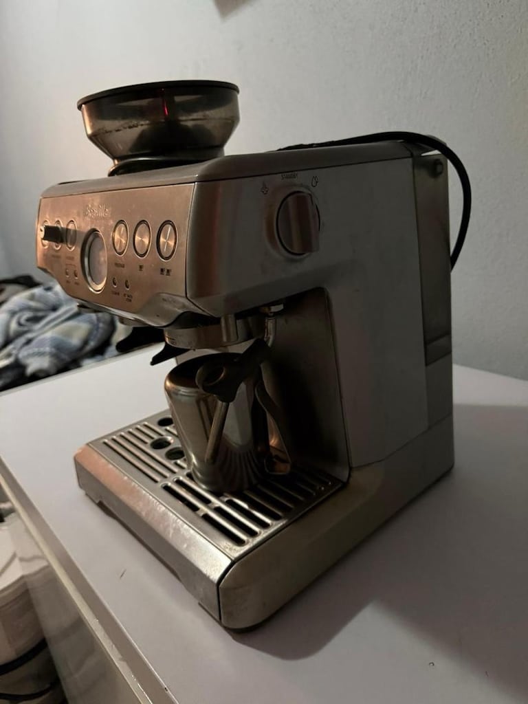 Satılık Breville Barista Express espresso makinesi - 2