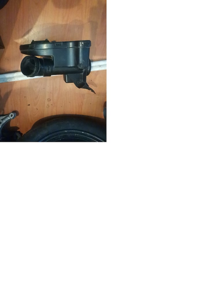 OPEL CROSSLAND HAVA FİLTRE GİRİŞİ - 2