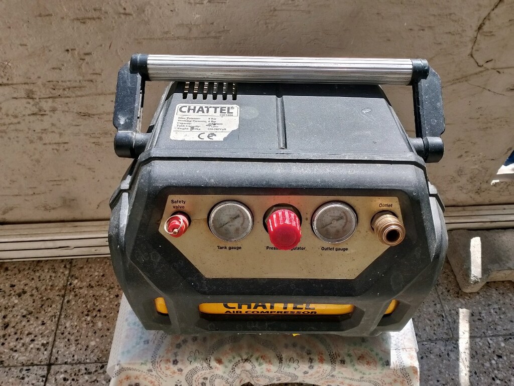 CHATTEL YAĞSIZ ÇANTA ŞEKLİNDE KOMPRESÖR 8 BAR 6 LİTRELİK - 6