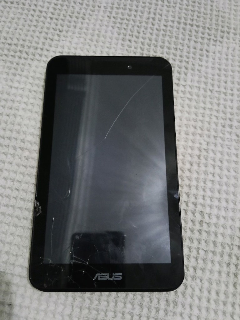 Telefon - 4