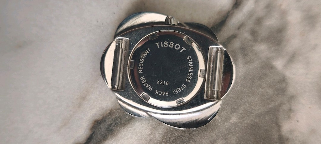 Tissot Precious Flower Tasarımlı Dönen Kasalı Saat - 2