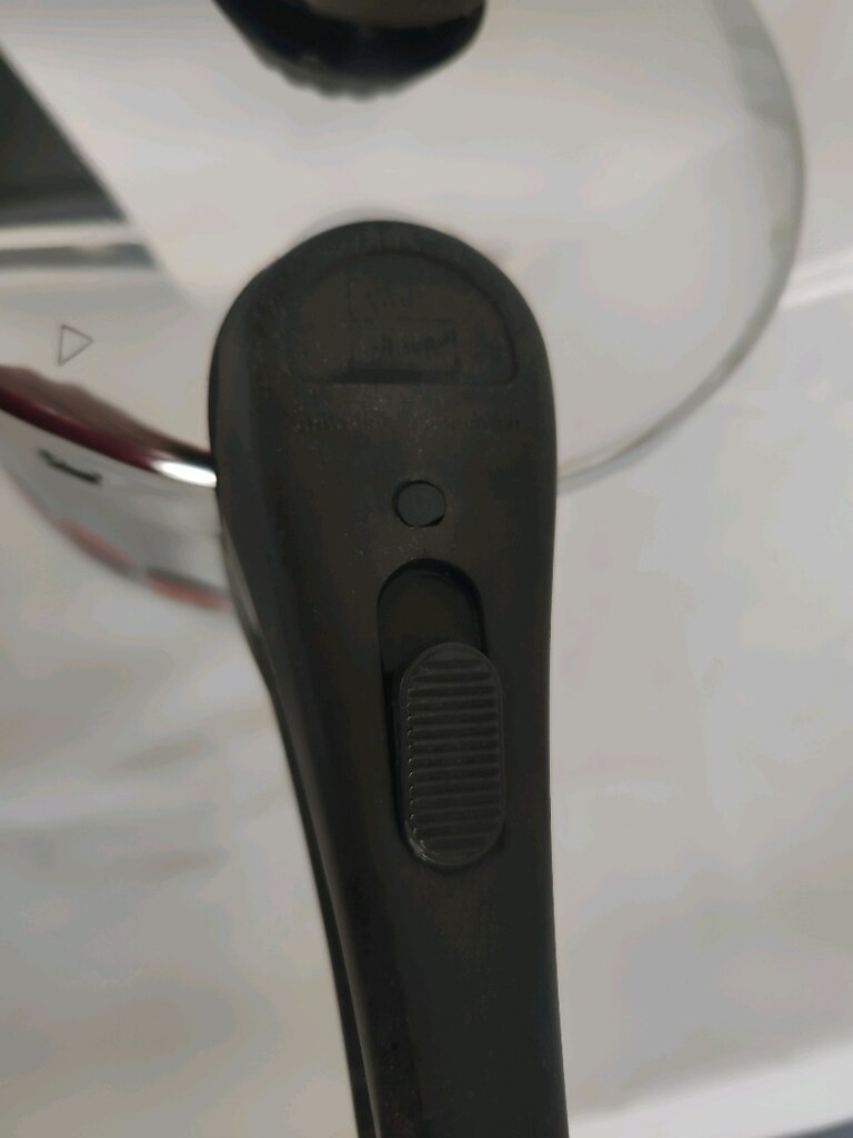 Fissler düdüklü tencere 6 lt tertemiz yanında sıfır lastik - 4