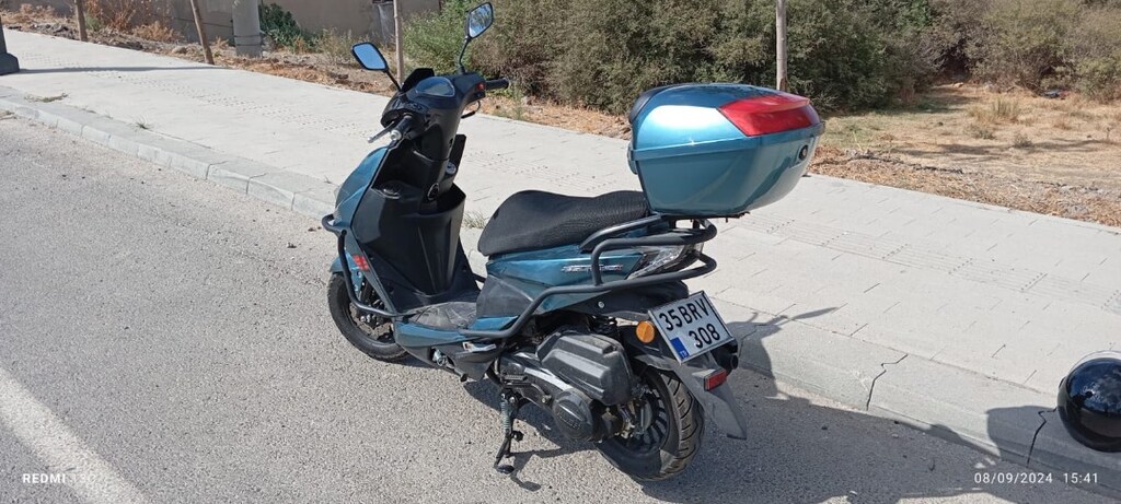 Küba Pesaro 125x sıfır ayarında düşük kilometre - 2