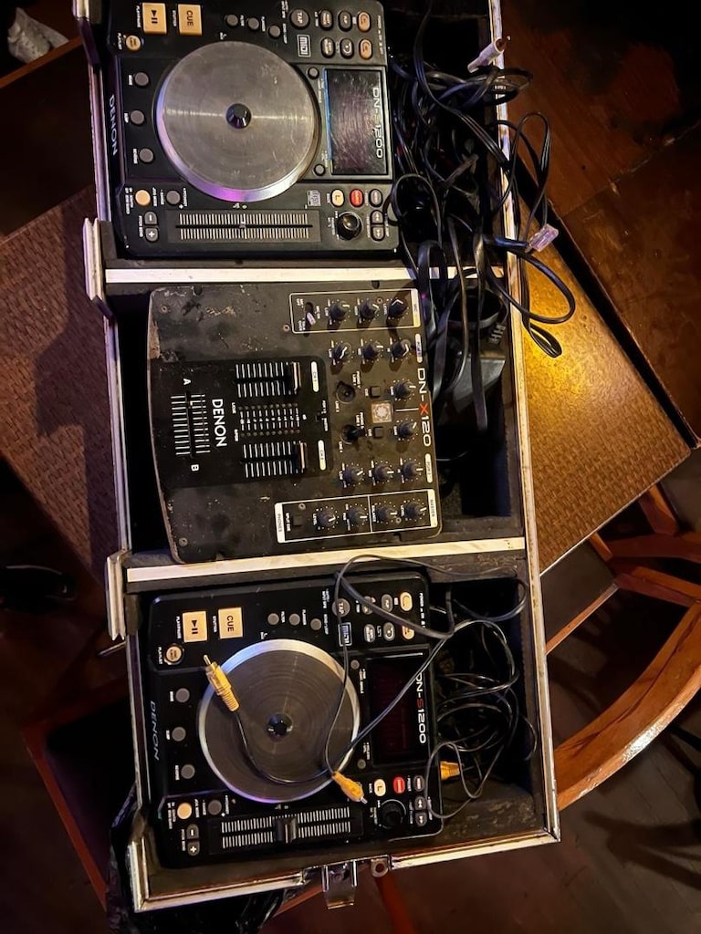 DENON DJ SETUP - 2
