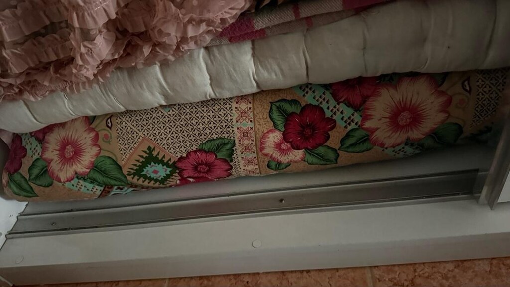 çift kişilik yatak ve yorgan yüne alerjim var ondan satıyorum - 2