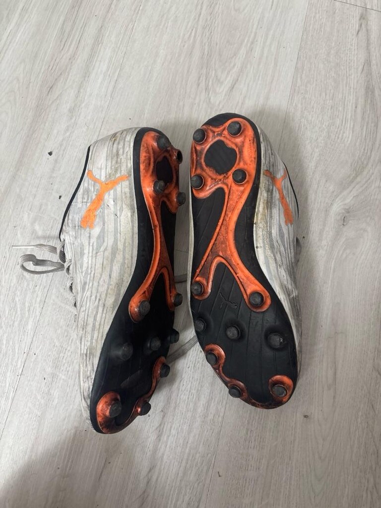 Puma krampon 41 numara - 2