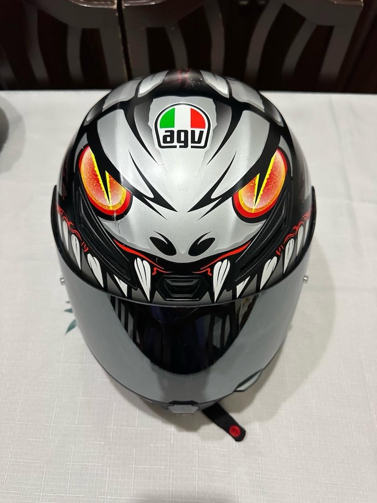 AGV K1S desenli kask