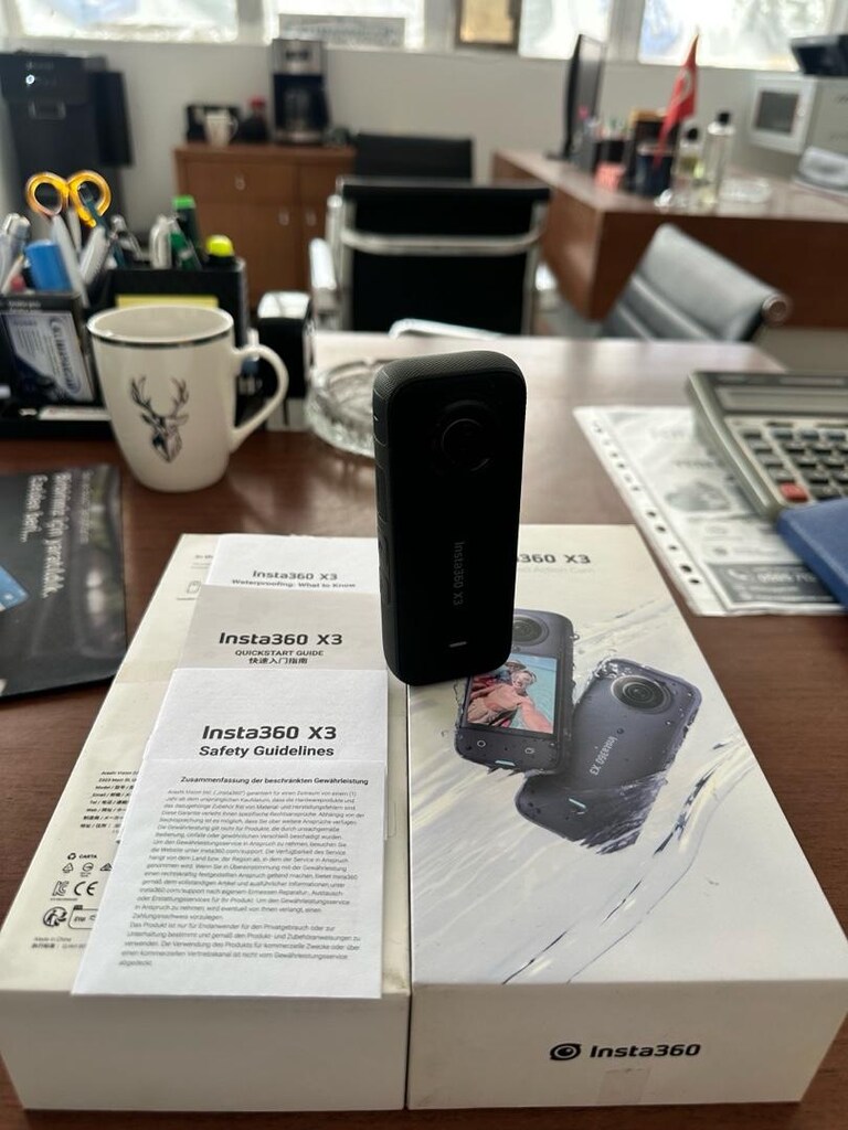 Insta360 X3 - 2