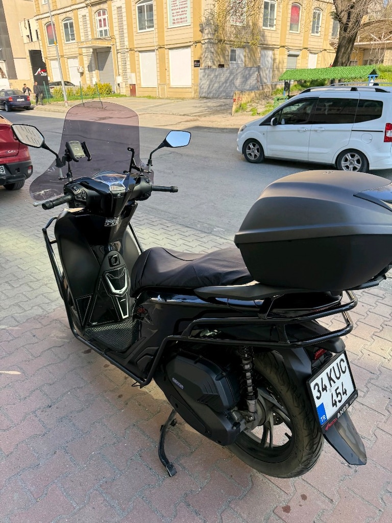 HONDA SH 125 ORİJİNAL ÇANTALI EKSTRALI - 4