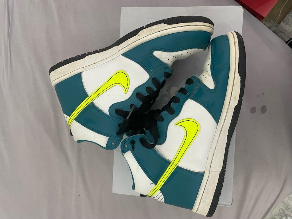 Nike Dunk High SE - 5