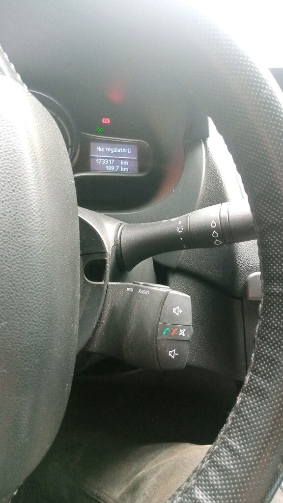 Renault Fluence - 11