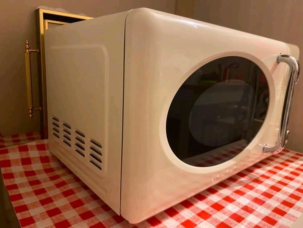 Vestel Krem Retro Mikrodalga Fırın - Çok Az Kullanılmış - 3