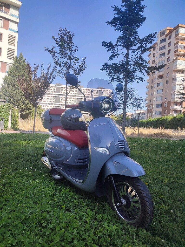 Sadece 900 km'de Ruhsatta 50 (Fabrikasyon 125CC)