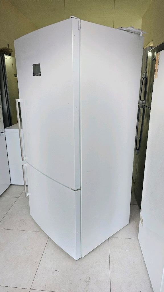 TEKNİK SERVİSTEN BOSCH XL DOLAP - 3