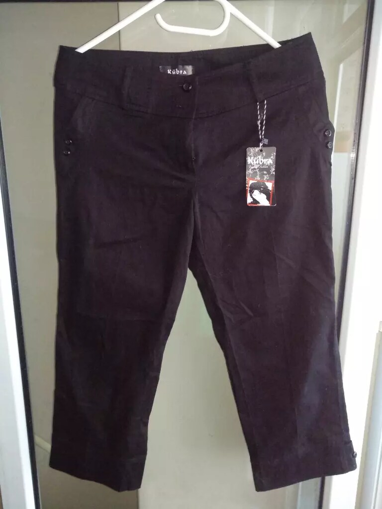 KÜBRA SİYAH KISA PANTOLON 38/M BEDEN