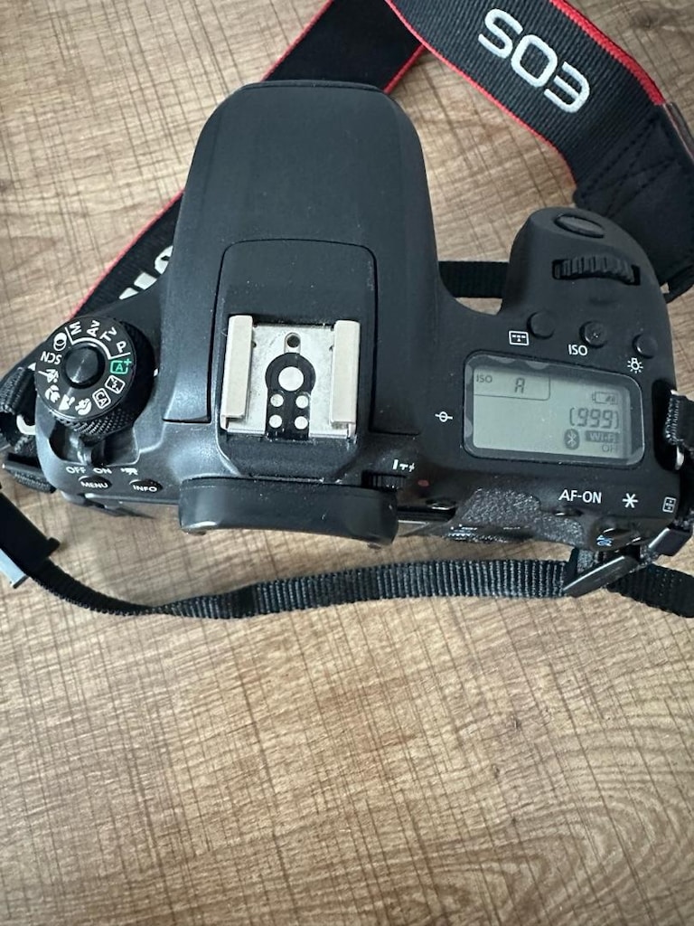 Canon EOS 77D + 3 lens tüm takım - 10