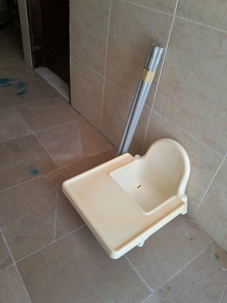 çocuk bebek maması masası sağlam hiçbir sorun yok sağlam bozuk değildi - 5