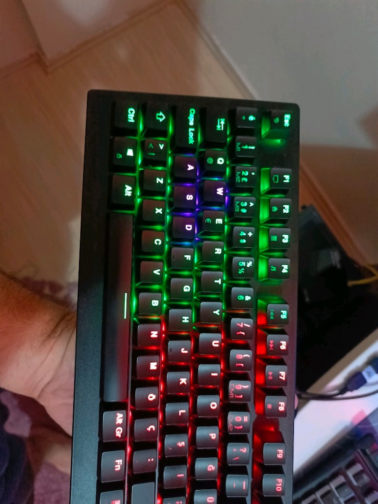 HP Pavilion Gaming 800 Klavye - 3