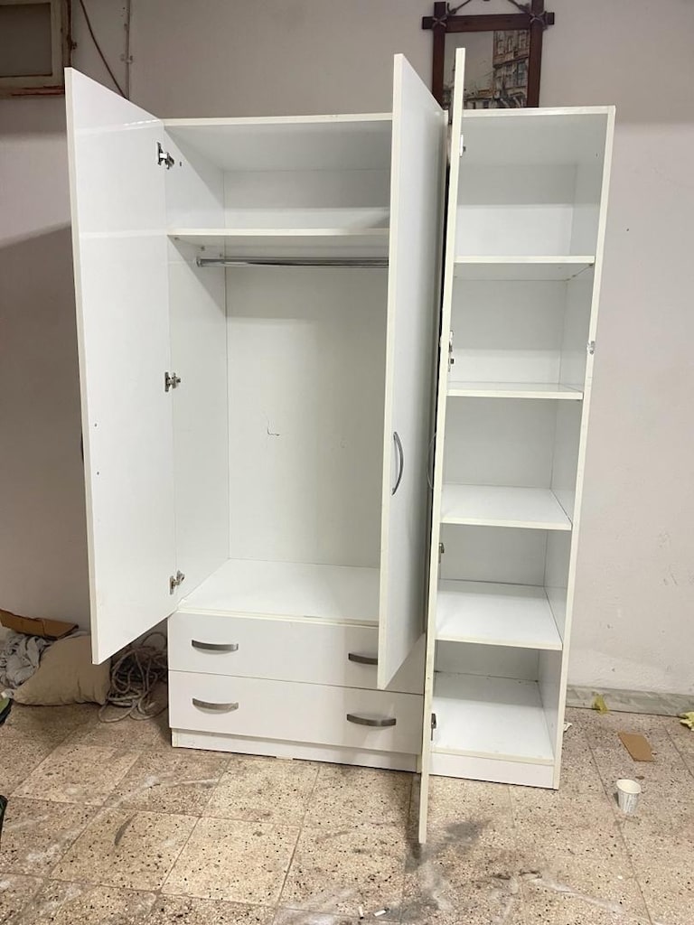 EVE TESLİM BÜYÜK 3 KAPILI FULL MDF GARDROP DOLAP ELBİSE DOLABI 200 x 1 - 2