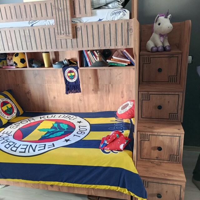 merdivenleri çekmece Ranza
