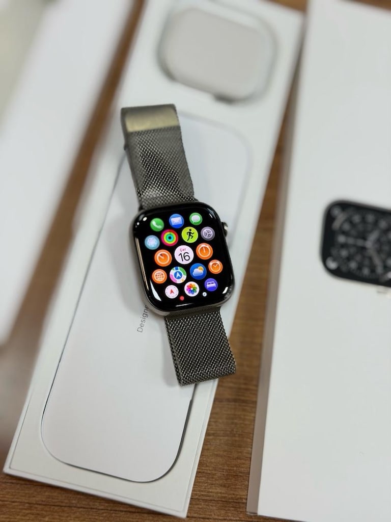 APPLE WATCH 11 cellular titanyum - 5
