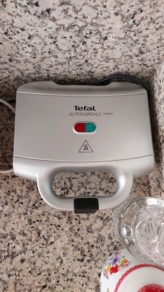 Tefal marka tost makinesi