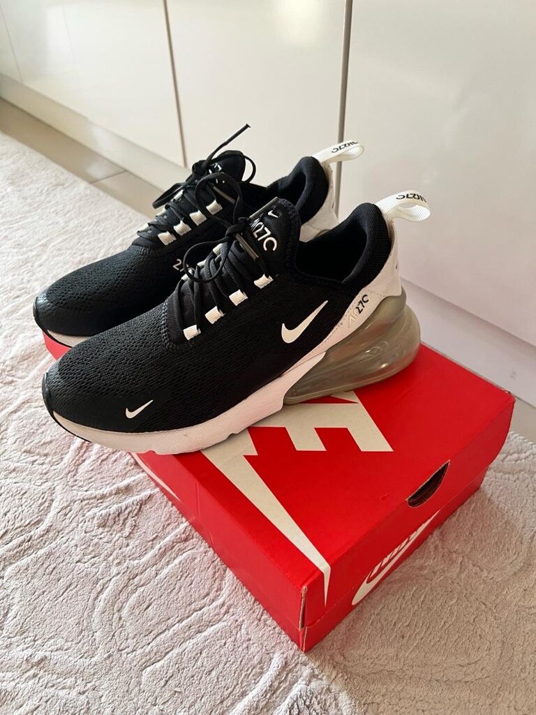Nike Air Max 270 Kadın 38.5 Numara - 7