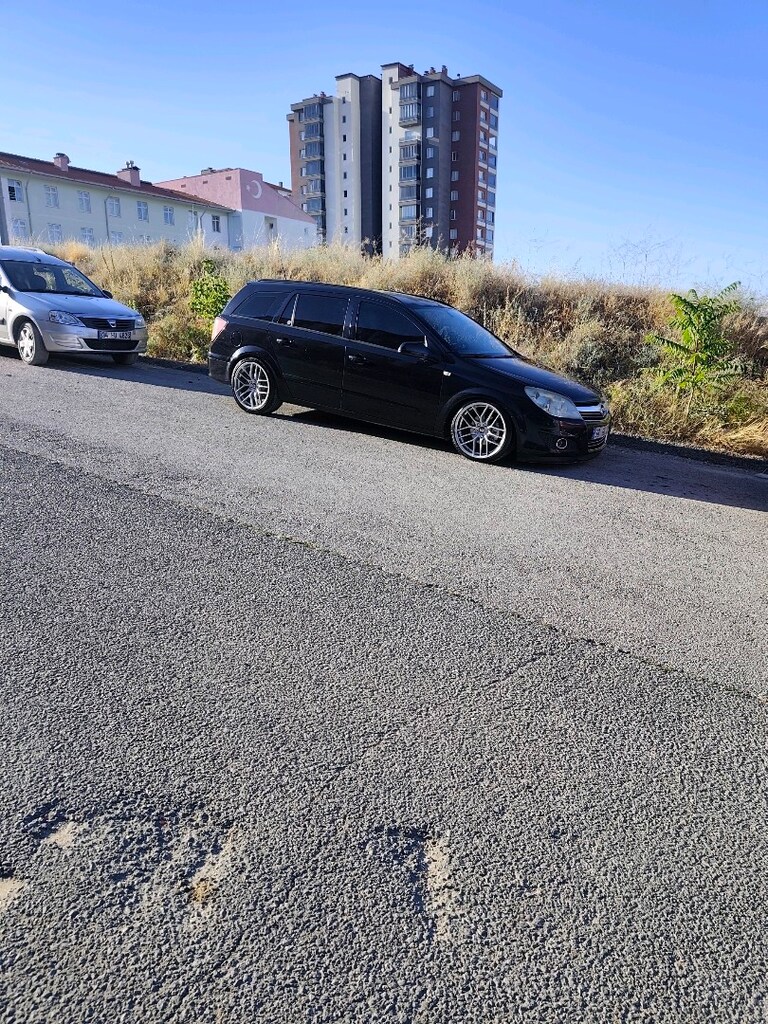 Opel Astra H kasa SW - 3