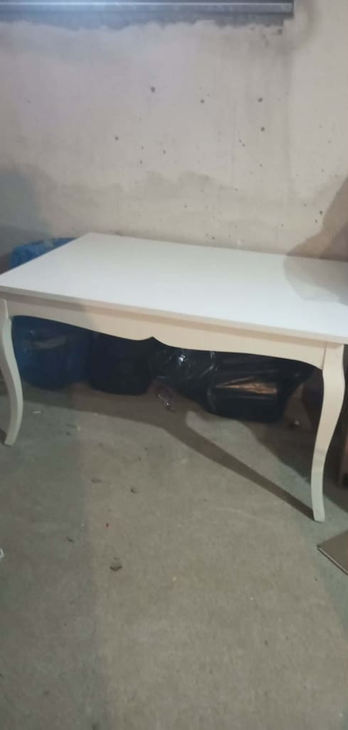 YEMEK MASASI MOBİLYA TÜRÜ 6 KİŞİLİK SIFIR AYARINDA PAZARLIKSIZ 5500 TL - 5