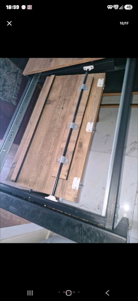 4 sandalye 1 açılırnkapanır masa - 8