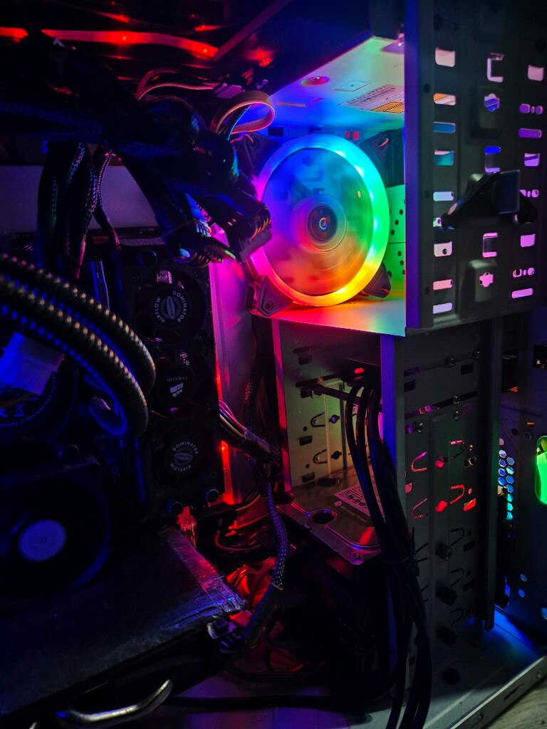 AMD FX (tm) -6100 six - 3.30 GHz NVIDIA GeForce GTX 950 2 gb - 5