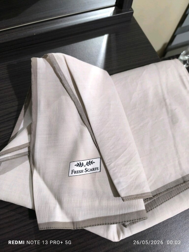 fresh scarfs eşarp